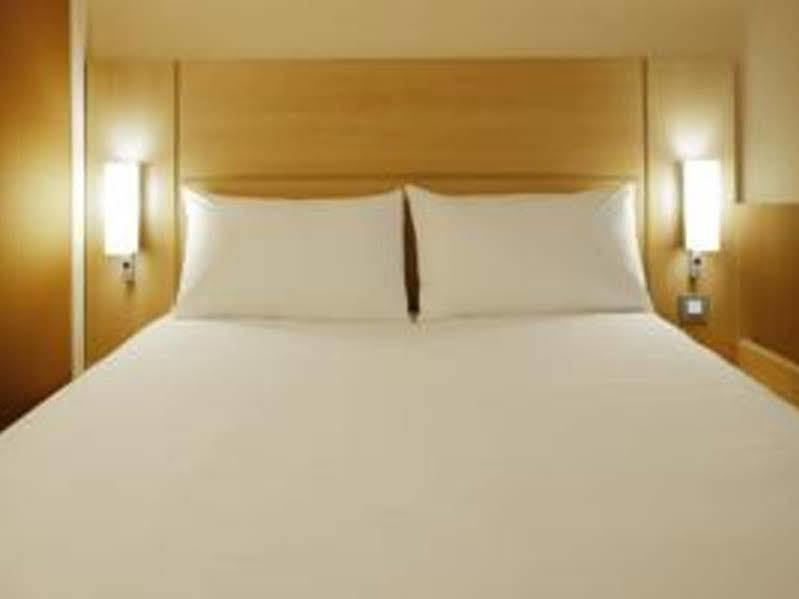 Hotel Ibis Centre 96 Portland Street Manchester