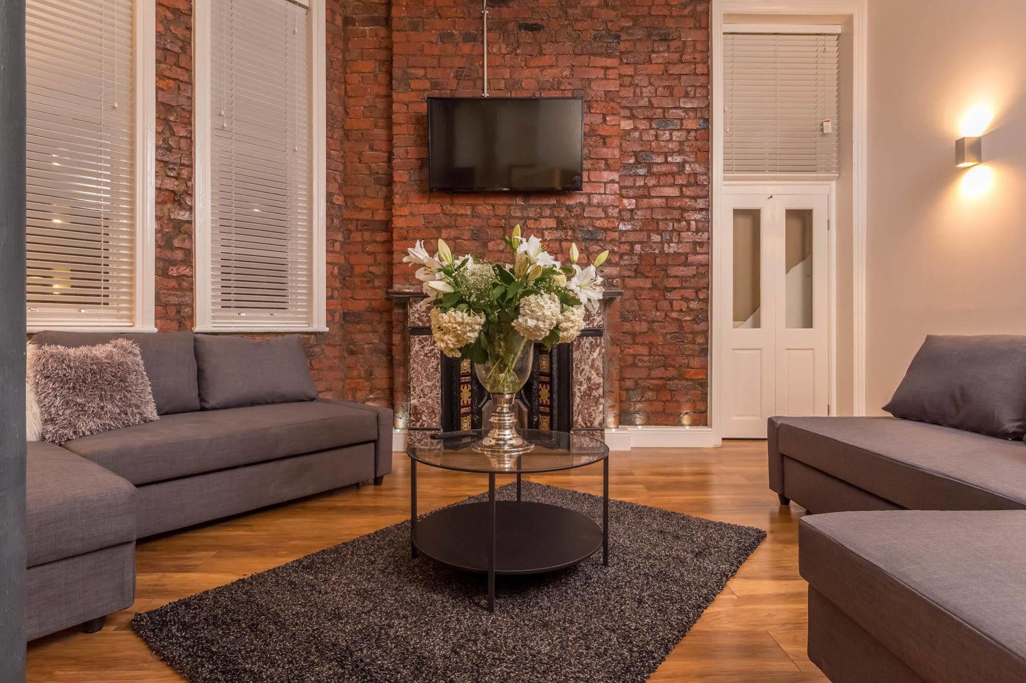 Eleskas Apart Aparthotel Manchester