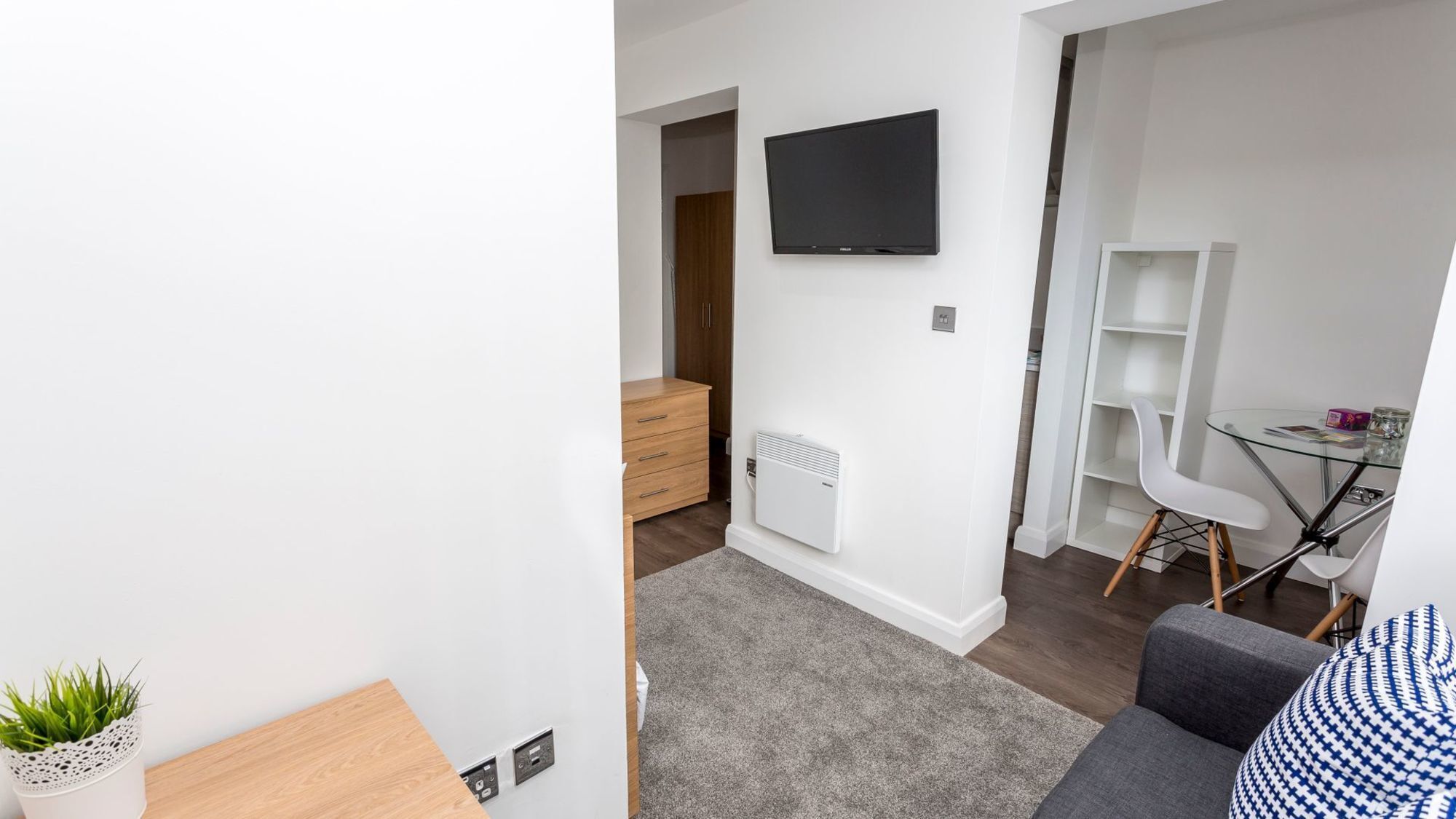 Superb In The Middle Of Apartment Manchester
