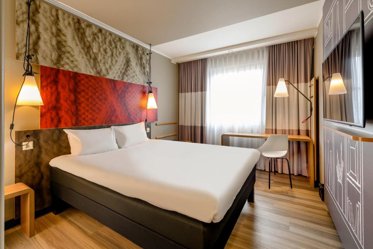 Hotel Ibis Centre 96 Portland Street 3*